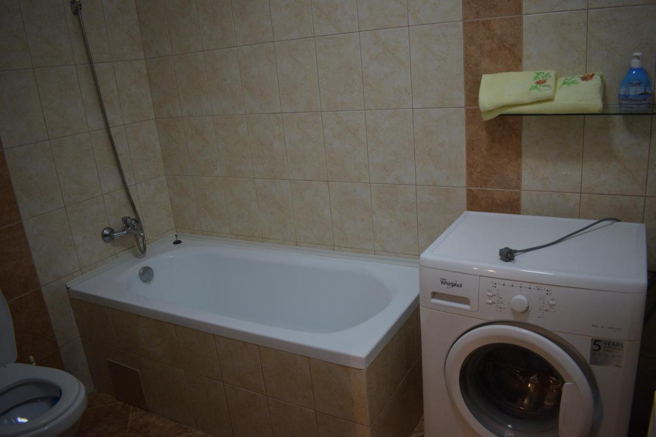 Apartament Alexandru Lägenhet Sibiu Exteriör bild